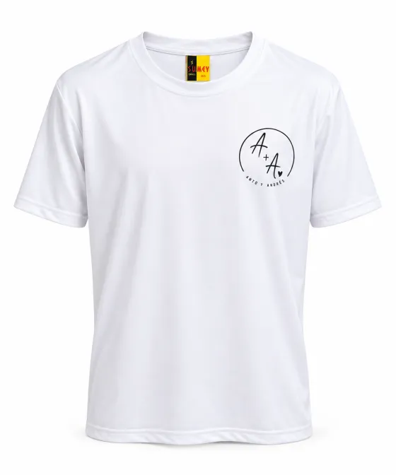 Polera personalizada con las iniciales de los novios